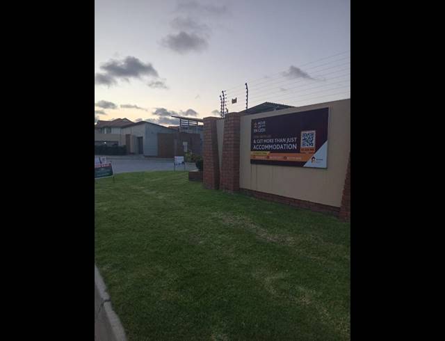 2 BEDROOM APARTMENT FOR SALE IN RYNFIELD